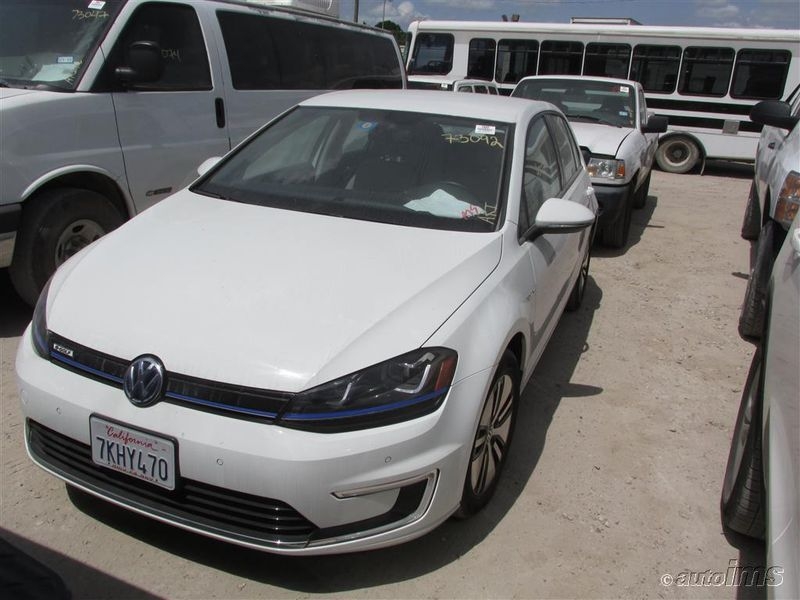 2015 Volkswagen e-Golf