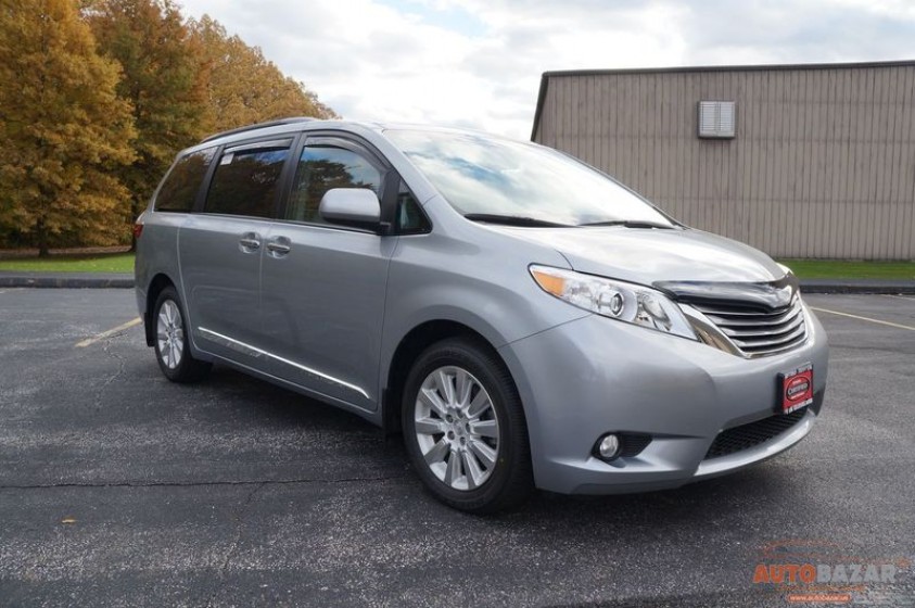 2015 Toyota Sienna XLE